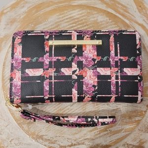 Betsey Johnson zip around wallet